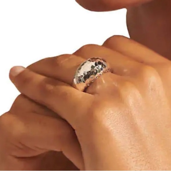 John Hardy Sterling Silver Classic Hammered Dome Ring Size 7 - Picture 3 of 4